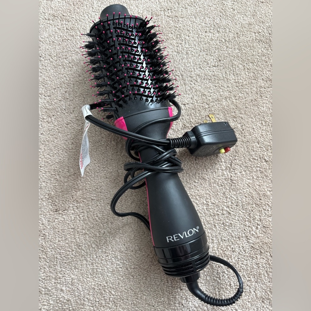 Revlon Salon One-Step Hair Dryer and Volumizer - Excellent Condition